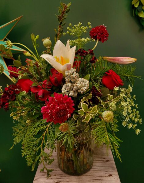 Festive posey in a jar